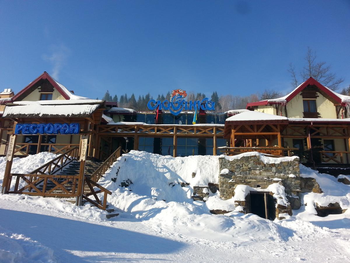 Slovyanka Hotel Славске Екстериор снимка