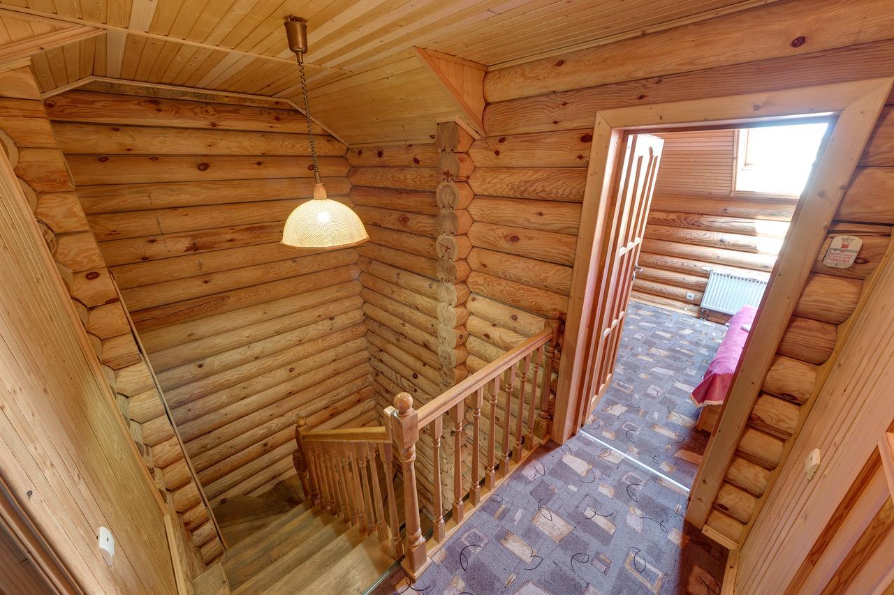 Slovyanka Hotel Славске Екстериор снимка